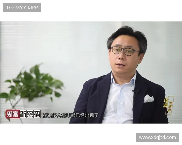 围绕足球运动员成长与荣耀的时代篇章探索其奋斗旅程全景呈现录述